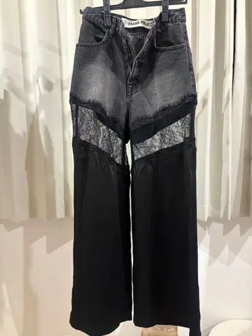 PRANK PROJECT 레이스 절개 데님 팬츠