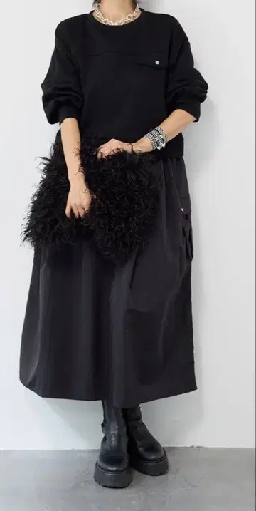 이소재 도킹 원피스 긴팔 블랙 PLUS OTO.HA