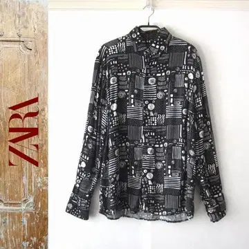 새상품급 ZARA/자라 레이온 올 패턴 긴팔 셔츠 M