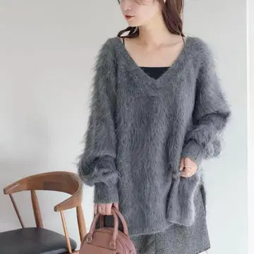 Kastane 샤기 V 니트 풀오버 스웨터 차콜 그레이 새상품급