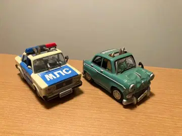 우사비치 미니카 2대 세트