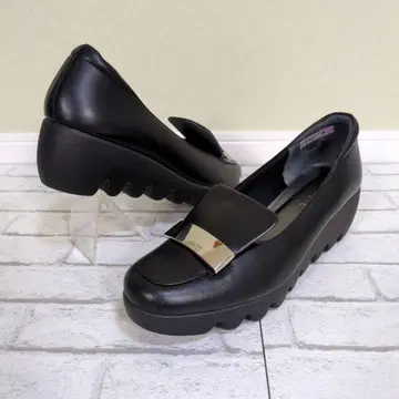 새상품급 HILLSAVENUE 힐즈아베뉴 웨이브솔 통굽 펌프스