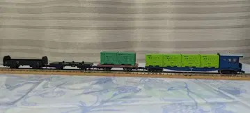 컨테이너 화물 열차와 화물 열차 N 게이지 4량 세트