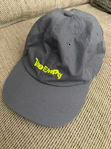 [ 기간 한정 12/25(목) 낮까지 판매 ] 더 엠프티 CAP