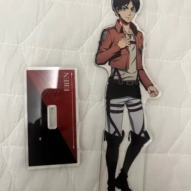 진격거 에렌 아크릴 스탠드