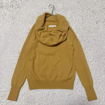 UNTITLED 울 캐시미어 오프 터틀 긴팔 니트