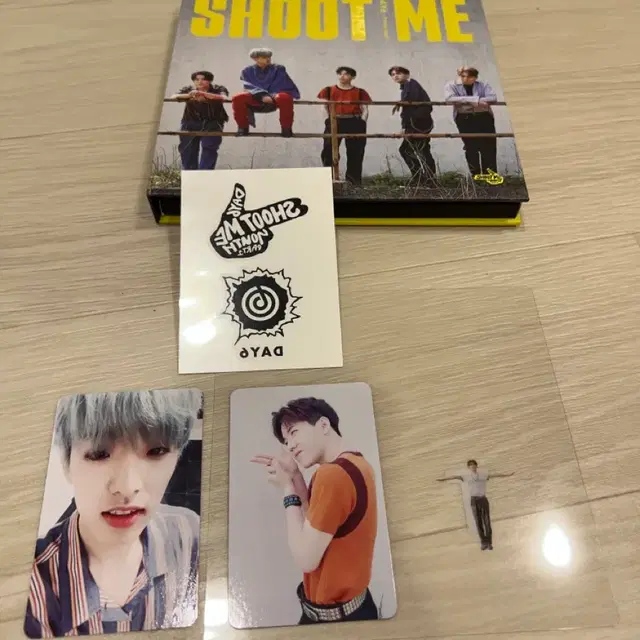 데이식스 슛미 앨범 전구성품 포함