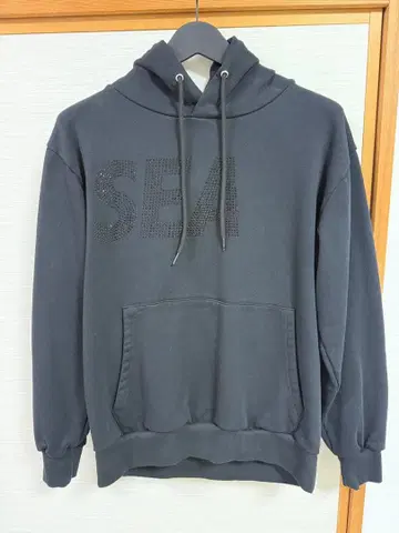 WIND AND SEA 큐빅 후드티