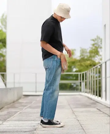 A.presse No.2 Washed Denim Pants