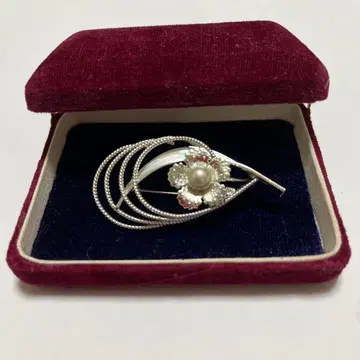 레어! 그레이 펄 실버 브로치