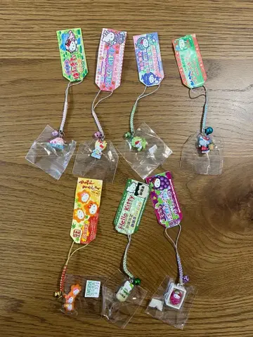 [ 새상품 ] 헬로키티 지역 한정 스트랩 묶음 판매 7개