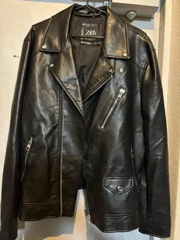 ZARA 블랙 가죽 라이더 자켓