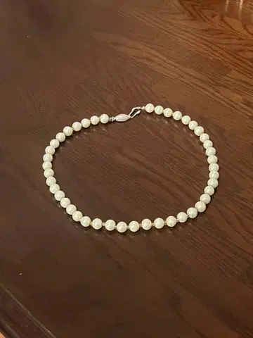 화이트 펄 목걸이