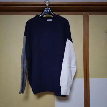 프릭스스토어 긴팔 니트