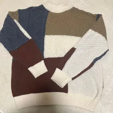 멀티 컬러 패치워크 니트 스웨터