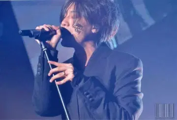 아카니시 착용 자켓