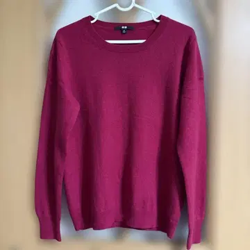 유니클로 캐시미어 100% 스웨터 니트 XL 사이즈 와인 레드