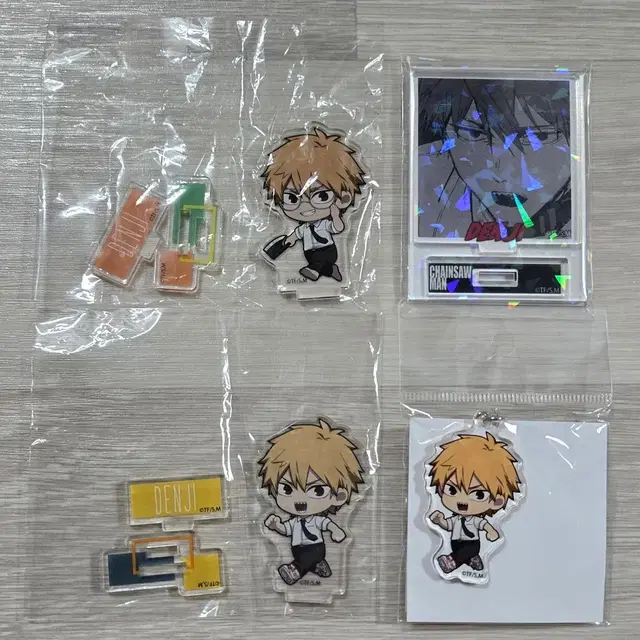 체인소맨 덴지 아크릴 스탠드, 키링 팝니다