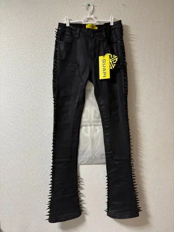 GUAPI 스파이크 블랙 데님 30