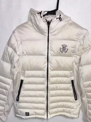 MASTER BUNNY EDITION 자켓 화이트 새상품급