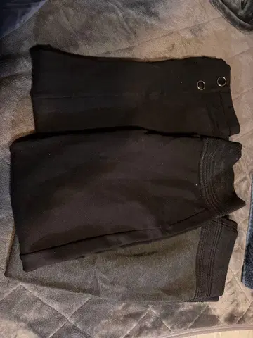 ZARA 블랙 스패츠 M 사이즈