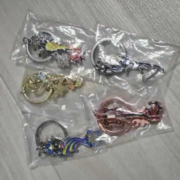 킹덤하츠 키 블레이드 참 5개 세트 묶음 판매 키링