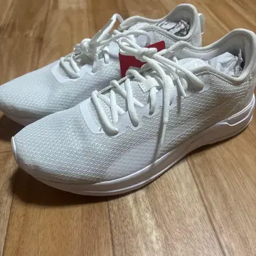 PUMA 화이트 러닝화 26.5 cm