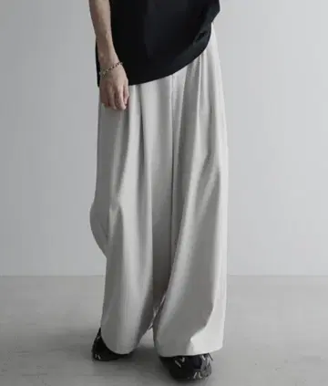 remer 루즈 베이직 턱 와이드 배기 팬츠