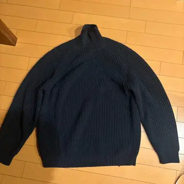 BATONER 네이비 리브 편직 스웨터