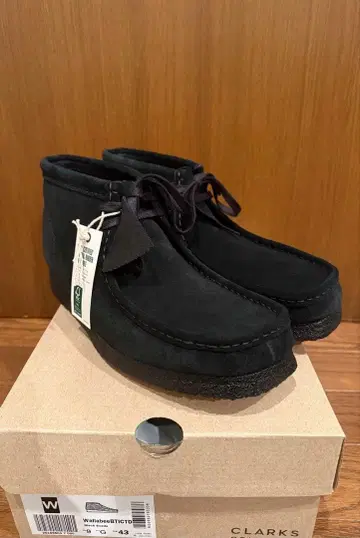 Clarks Wallabee Boot 블랙 스웨이드 새상품