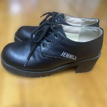 JENNI 블랙 로퍼 중간 굽 새상품급 24cm