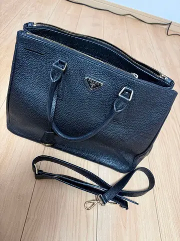 블랙 가죽 핸드백 & 숄더백