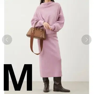 Mila Owen 드레이프 넥 니트 셋업