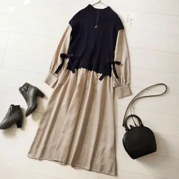 새상품 네이비 아이보리 어반 리서치 베스트 도킹 하이넥 니트 원피스