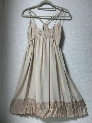 LA SUD 결혼식 2차 모임 파티 드레스 베이지