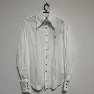 수입 모델 화이트 버튼업 긴팔 셔츠