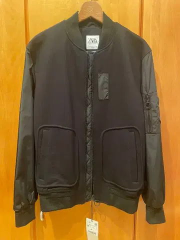 ZARA 블랙 집업 자켓 M