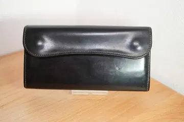 [ 한정판 ] 쉘 코도반 블랙 WAVE ( 웨이브 ) WILDSWANS