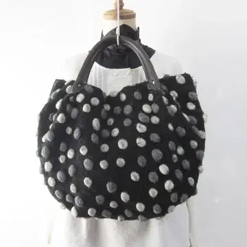 새상품급 도트 울 펠트 대형 토트백