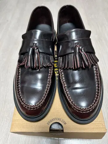 닥터마틴 태슬 로퍼