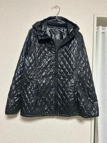 유니클로 블랙 퀼팅 자켓