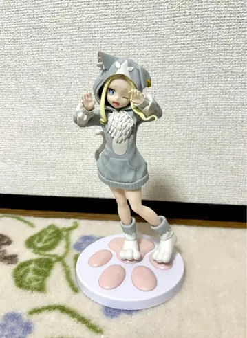 리제로 베아트리스 피규어 고양이 후드티