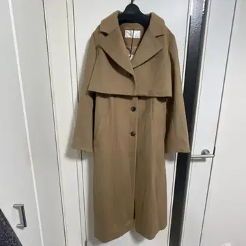 택 포함 새상품 미착용 LILLIAN CARAT 2way 코트