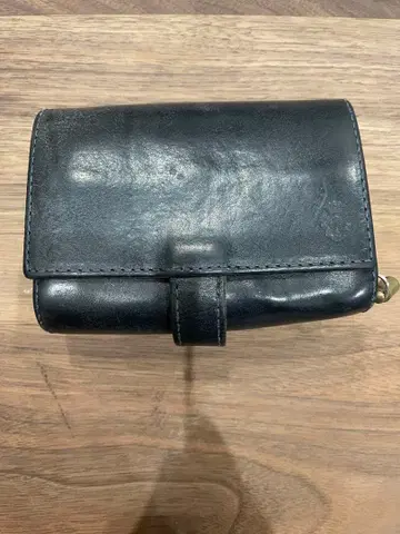 가죽 소재 블랙 접이식 지갑 페리지 Felisi