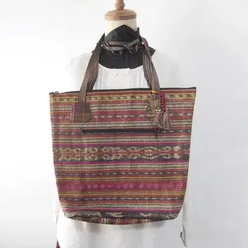 새상품급 에스닉 패턴 금 라메 믹스 토트백