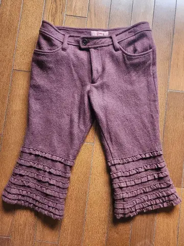 핑크하우스 보르도 피코 프릴 울 100% 하프 팬츠 M