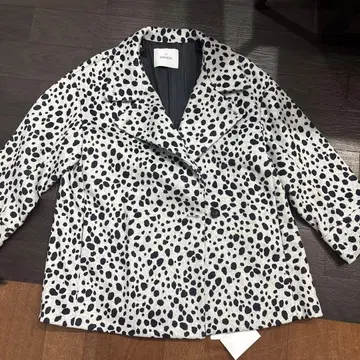 MOGA 도트 무늬 더블 브레스트 자켓