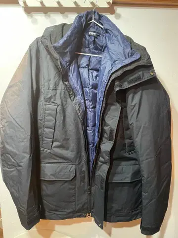 Helly Hansen 네이비 다운 자켓