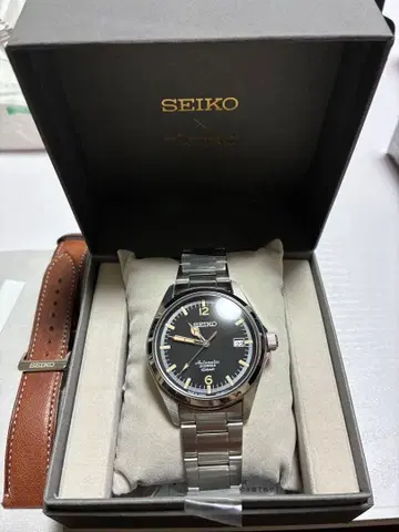 SEIKO 세이코 자동 와인딩 시계 TIC TAC 콜라보 SZSB006