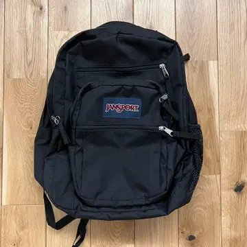 JANSPORT 블랙 메쉬 포켓 백팩